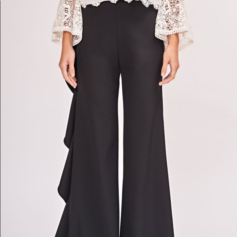 Amur New With Tags! Ruffle Pants ! Highwaist !